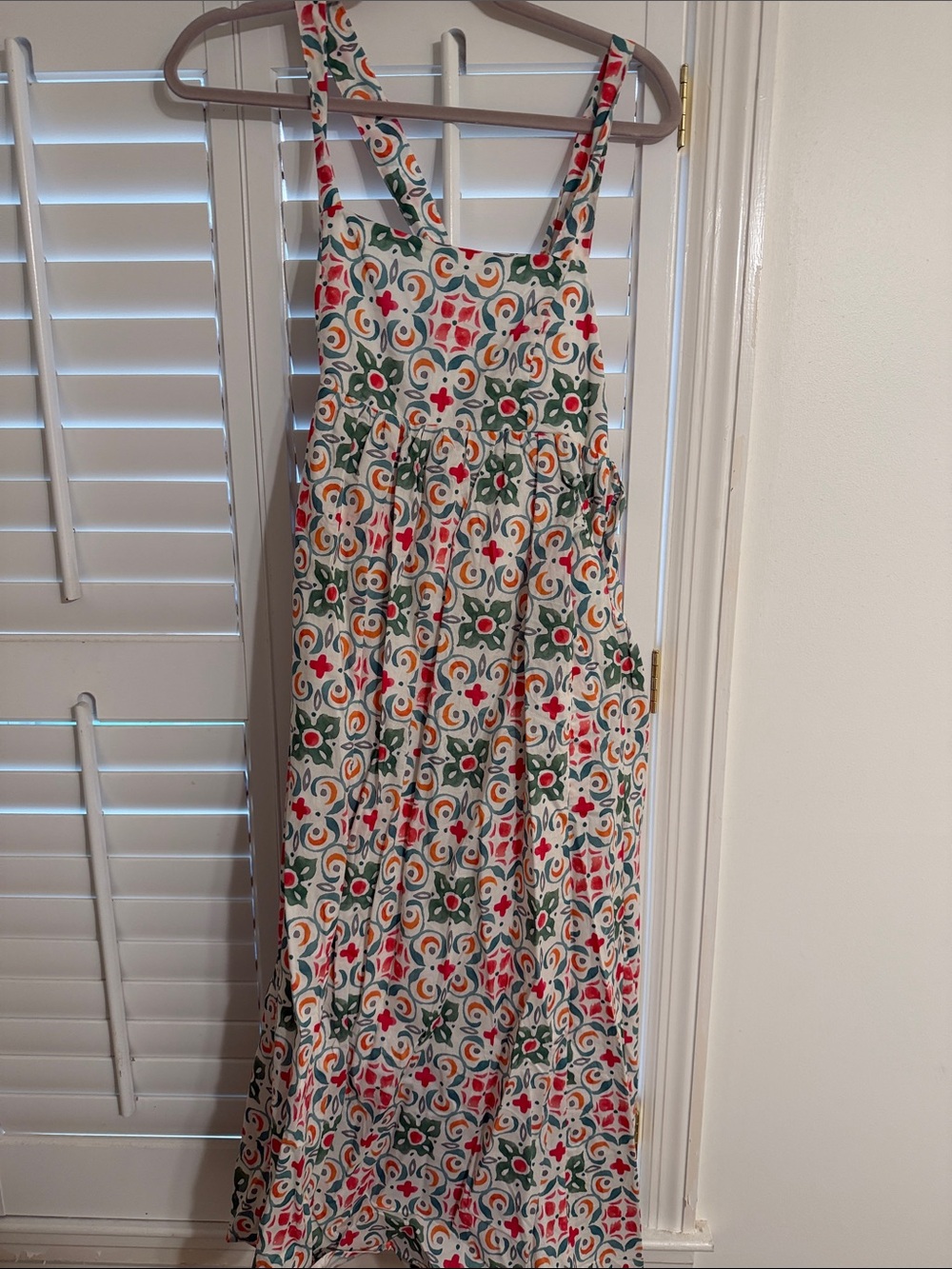 entro womens Floral Print Sleeveless Maxi Dress - White, Green & Red